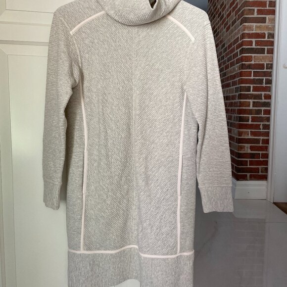 Lululemon On Repeat Dress Heathered Light Ivory SZ 4 - Picture 11 of 11